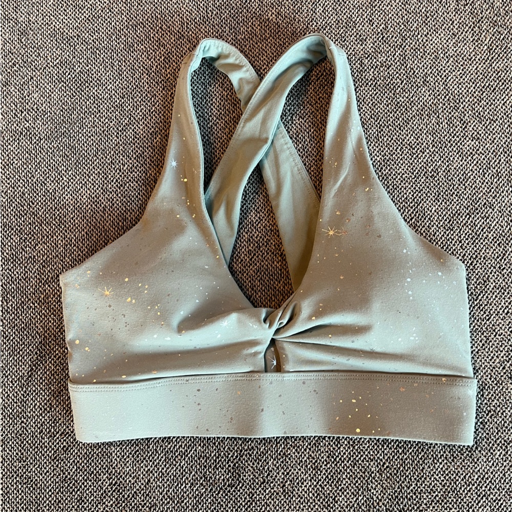 Fabletics Oasis Twist Front Light Green Sports Bra with Silver Accents